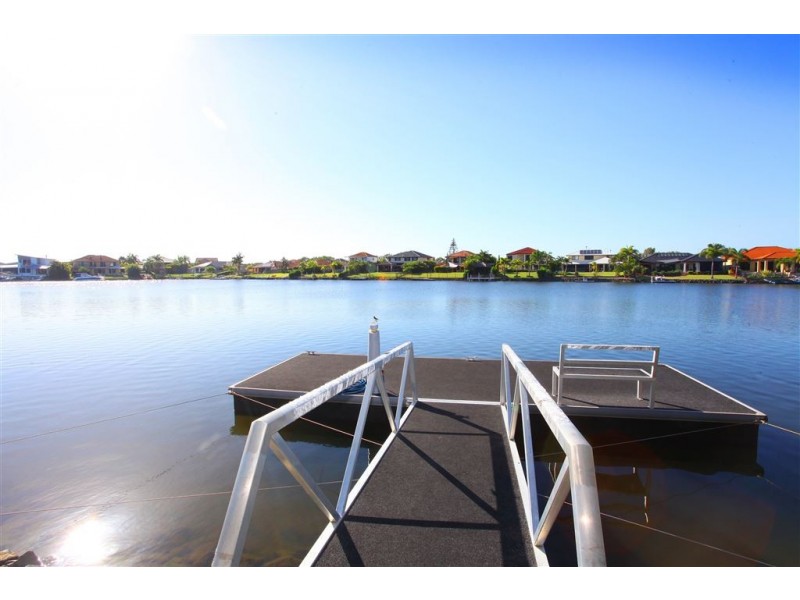 98 The Peninsula, Helensvale QLD 4212