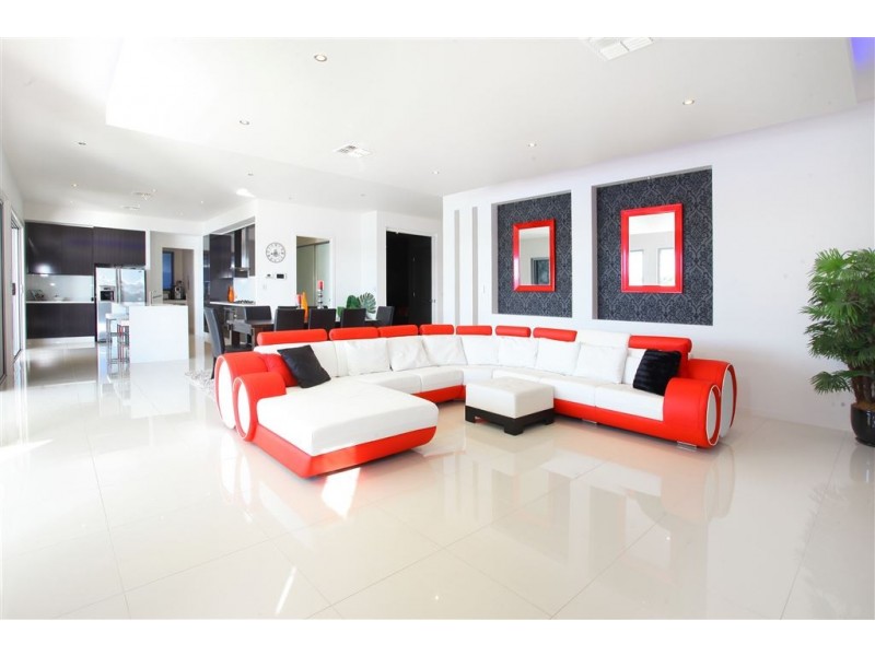 98 The Peninsula, Helensvale QLD 4212
