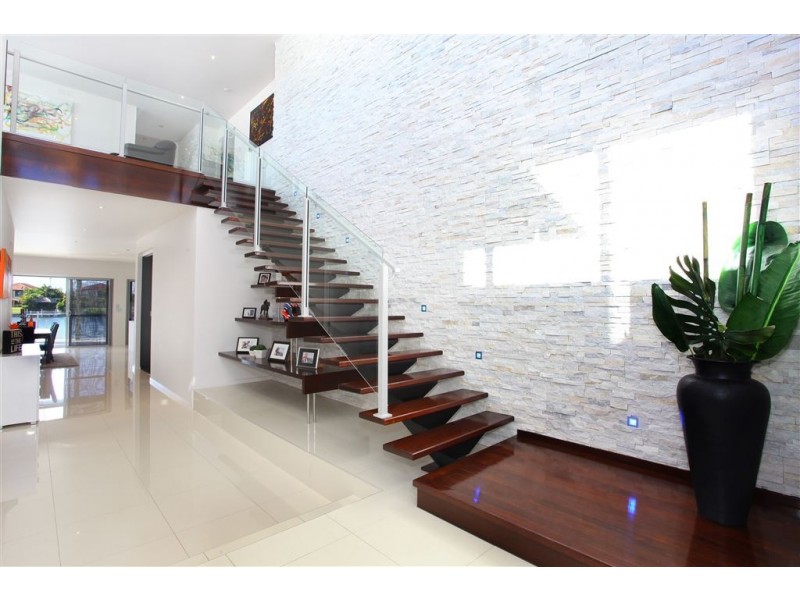 98 The Peninsula, Helensvale QLD 4212