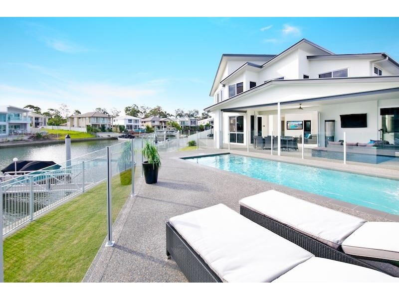 19 North Quay, Biggera Waters QLD 4216