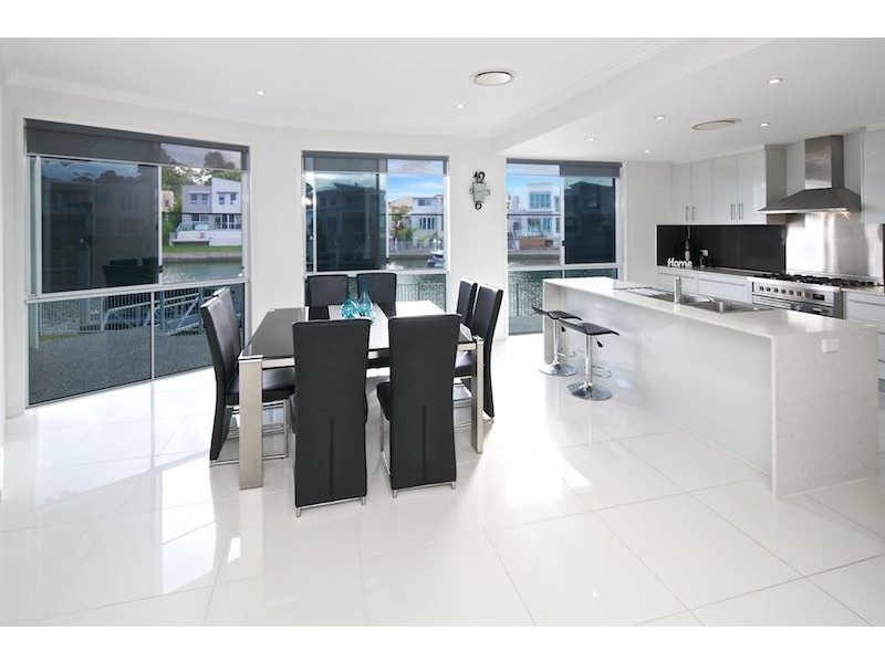 19 North Quay, Biggera Waters QLD 4216