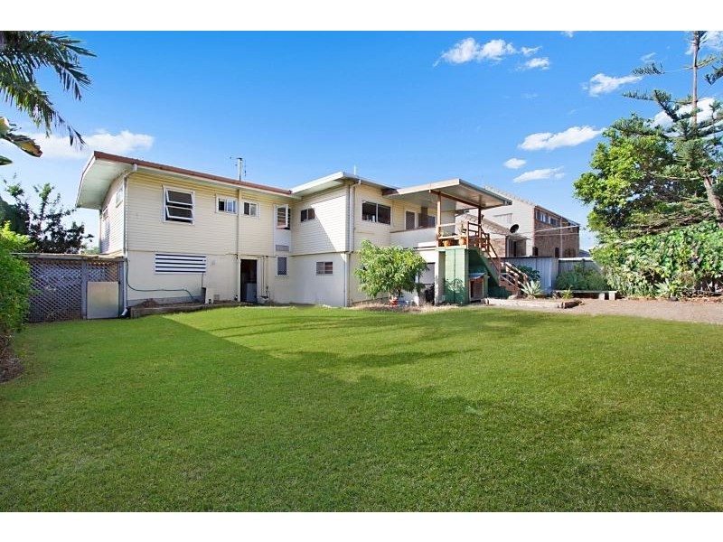 38 Surf Street, Mermaid Beach QLD 4218
