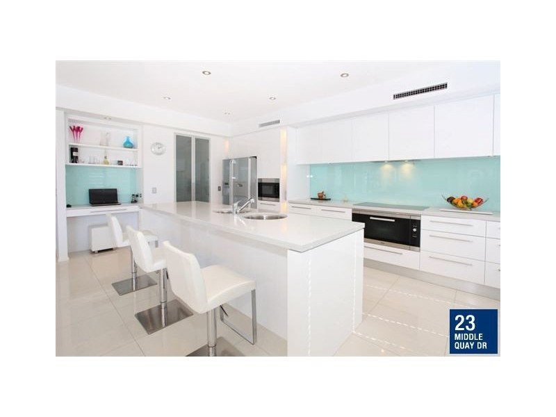 23 Middle Quay Drive, Biggera Waters QLD 4216