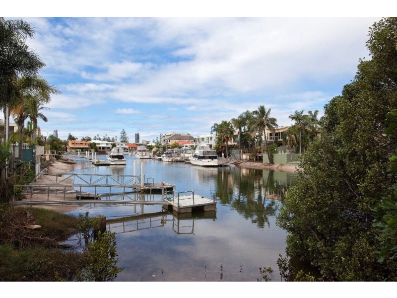 1 Pisa Court, Surfers Paradise QLD 4217