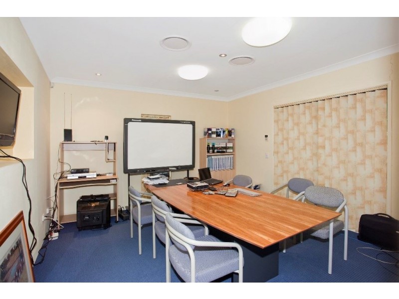 1 Pisa Court, Surfers Paradise QLD 4217