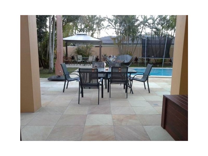 93 Amalfi Drive, Isle Of Capri QLD 4217