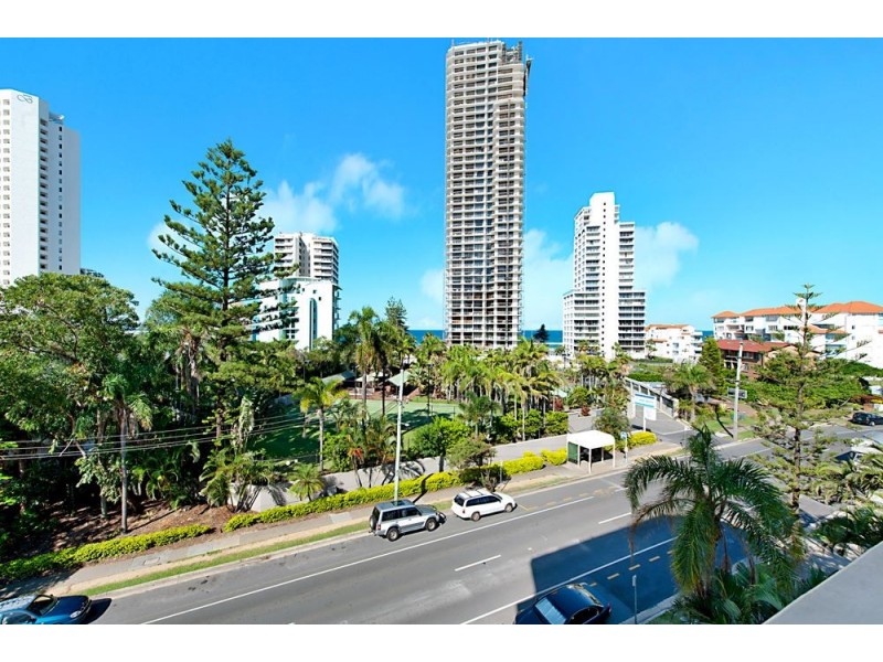 3 Old Burleigh Road, Surfers Paradise QLD 4217