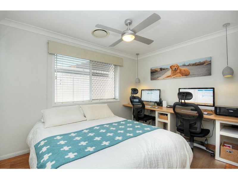 1/1 Liam Court, Labrador QLD 4215