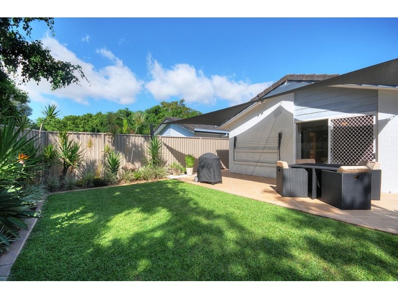 1/1 Liam Court, Labrador QLD 4215