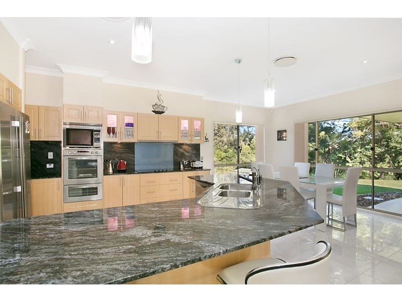 10 Dwyer Close, Tallebudgera QLD 4228