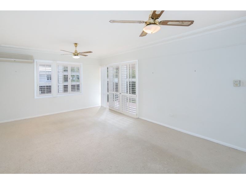 42 Beale Street, Southport QLD 4215