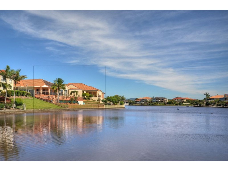 7 Seychelles Court, Burleigh Waters QLD 4220