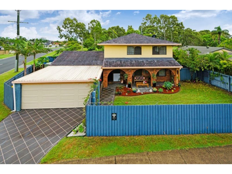 25 Goorawin Street, Runaway Bay QLD 4216