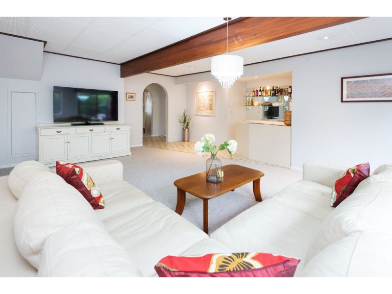 25 Goorawin Street, Runaway Bay QLD 4216