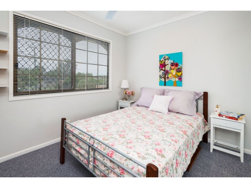 25 Goorawin Street, Runaway Bay QLD 4216