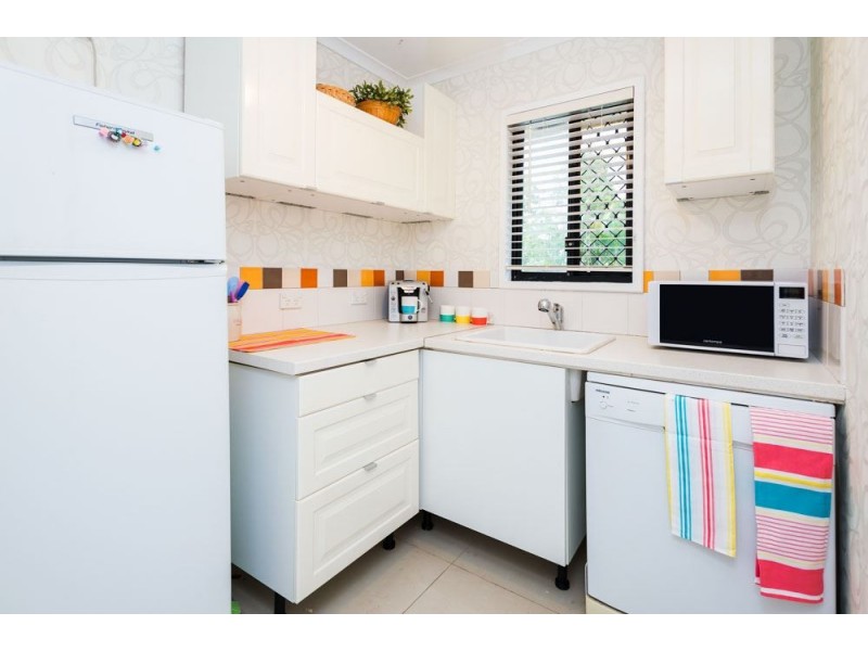 25 Goorawin Street, Runaway Bay QLD 4216