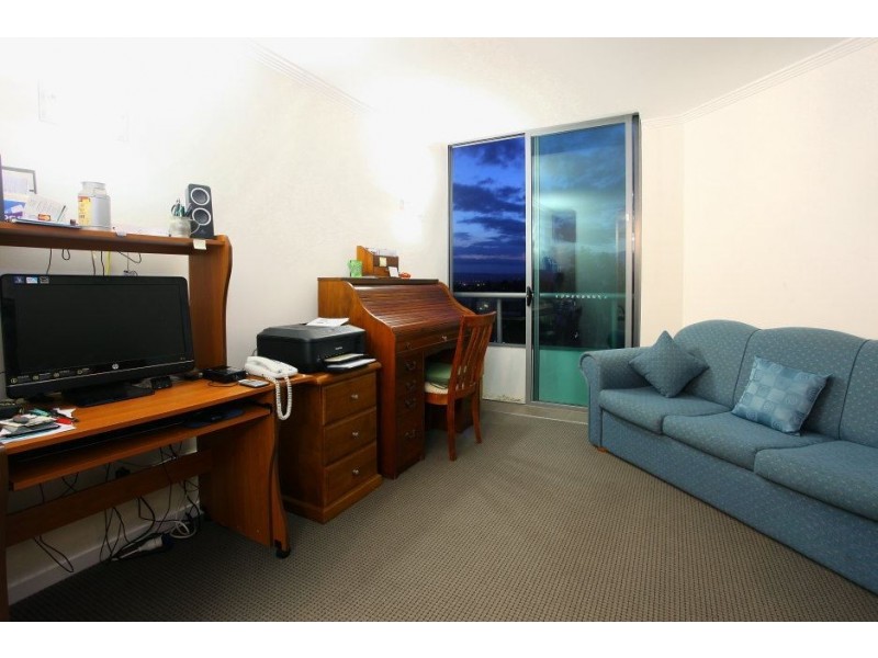 33T/20 Bayview Street, Runaway Bay QLD 4216