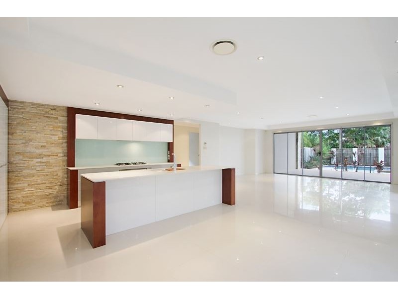 35 River Links Boulevard East, Helensvale QLD 4212