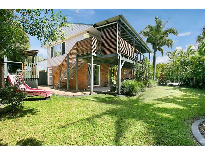 10 Lind Avenue, Southport QLD 4215