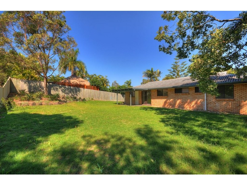 16 Alison Road, Carrara QLD 4211