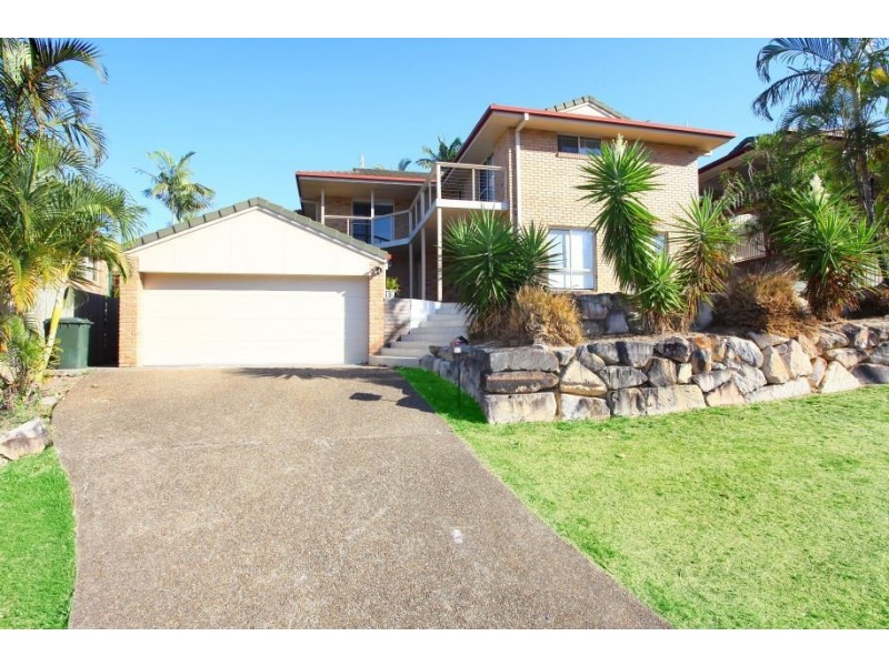 52 Armstrong Way, Highland Park QLD 4211
