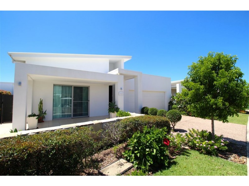 140/1 Halcyon way, Hope Island QLD 4212