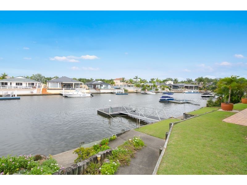 94 Sundance Way, Runaway Bay QLD 4216