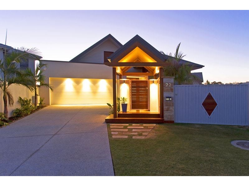 22 Middle Quay, Biggera Waters QLD 4216