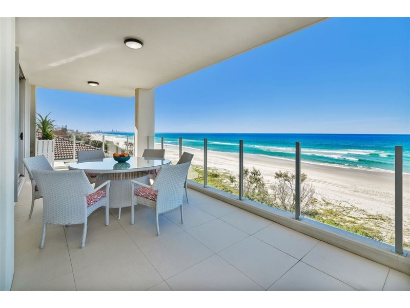 4/351 Golden Four Drive, Tugun QLD 4224