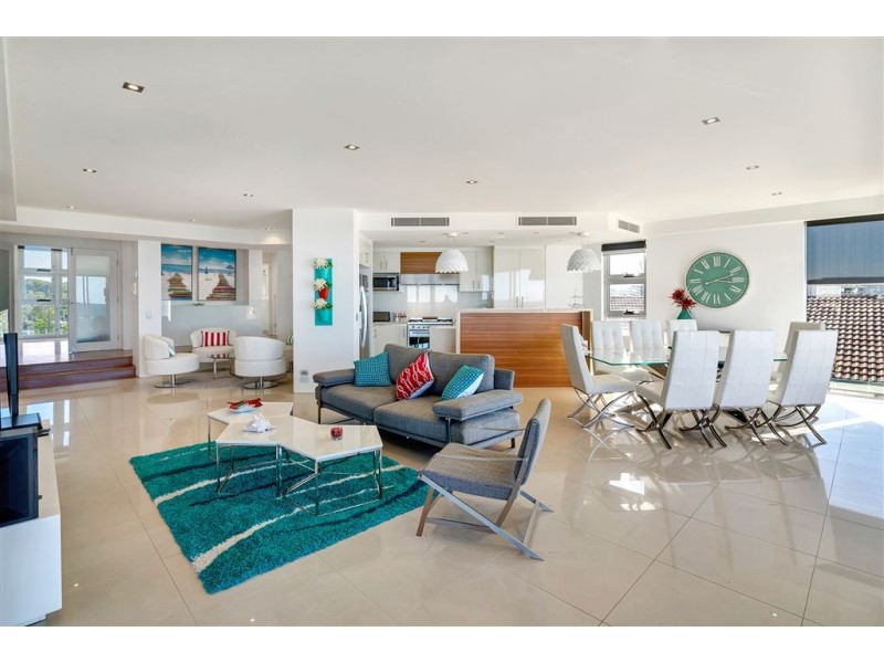 4/351 Golden Four Drive, Tugun QLD 4224