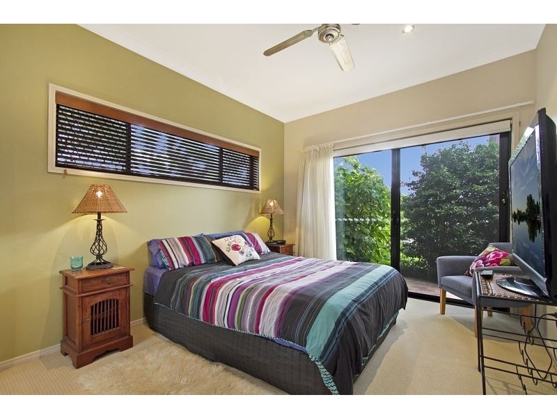 20 Forster Avenue, Sorrento QLD 4217