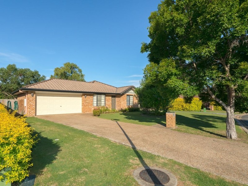 13 Blueash Crescent, Oxenford QLD 4210