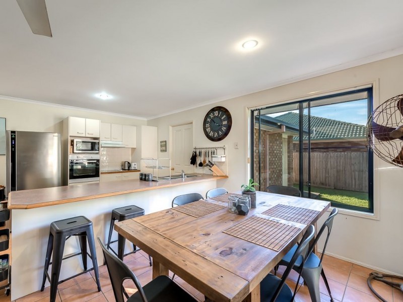 13 Blueash Crescent, Oxenford QLD 4210