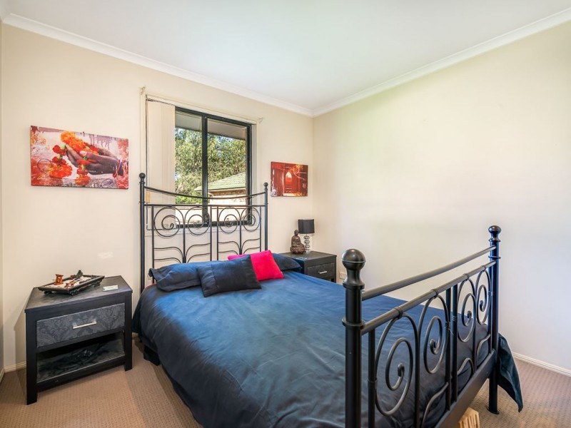 13 Blueash Crescent, Oxenford QLD 4210