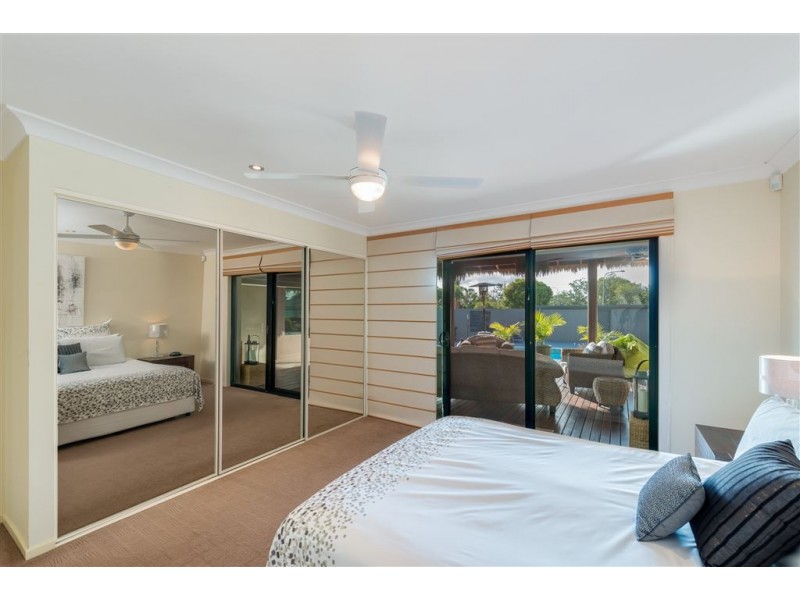 2 Plumosa Court, Mermaid Waters QLD 4218