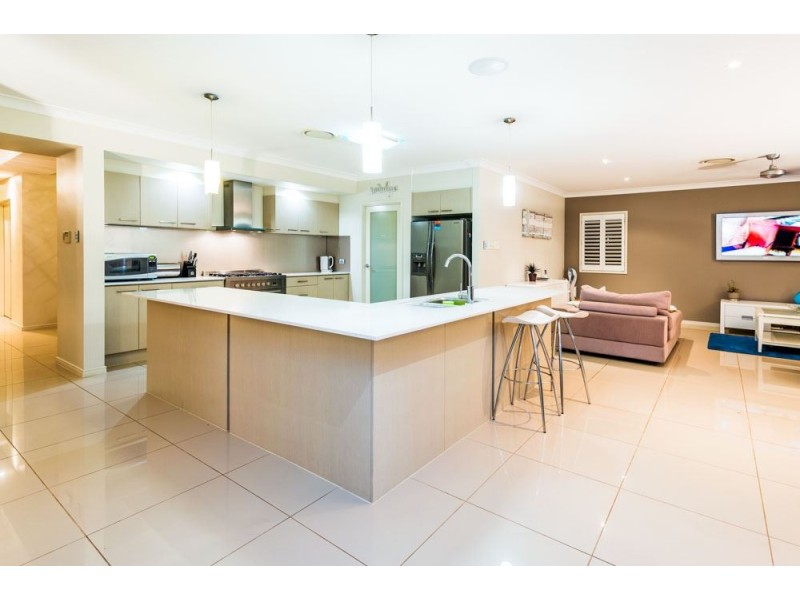 20 Middle Quay, Biggera Waters QLD 4216