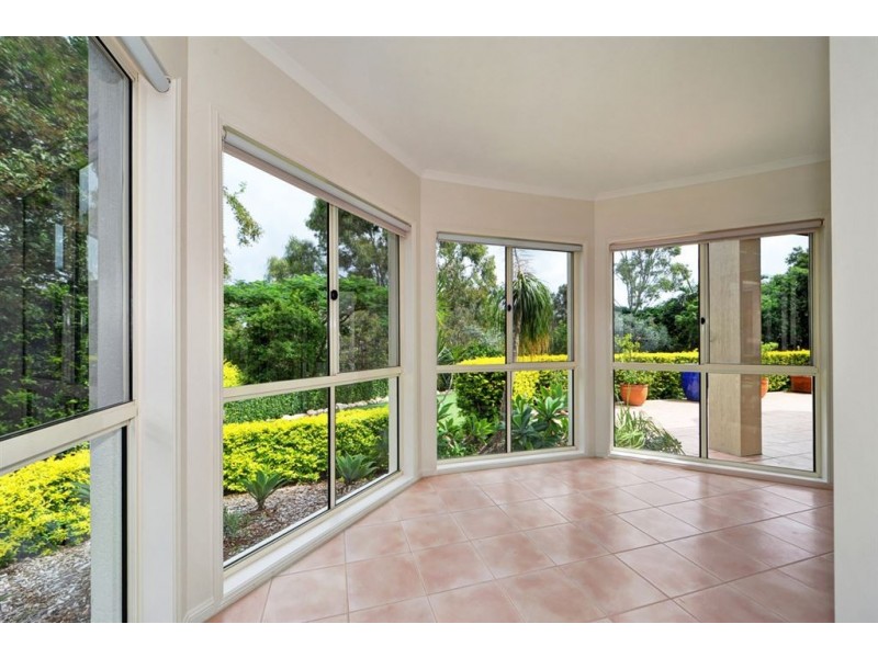 3146 Riverleigh Drive, Hope Island QLD 4212