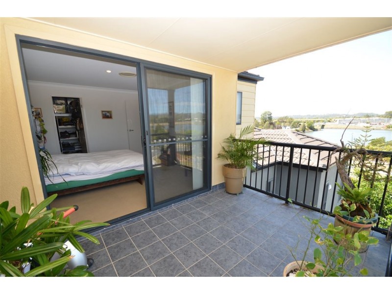 2/34 North Shore Avenue, Varsity Lakes QLD 4227