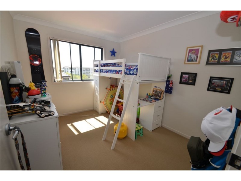 2/34 North Shore Avenue, Varsity Lakes QLD 4227