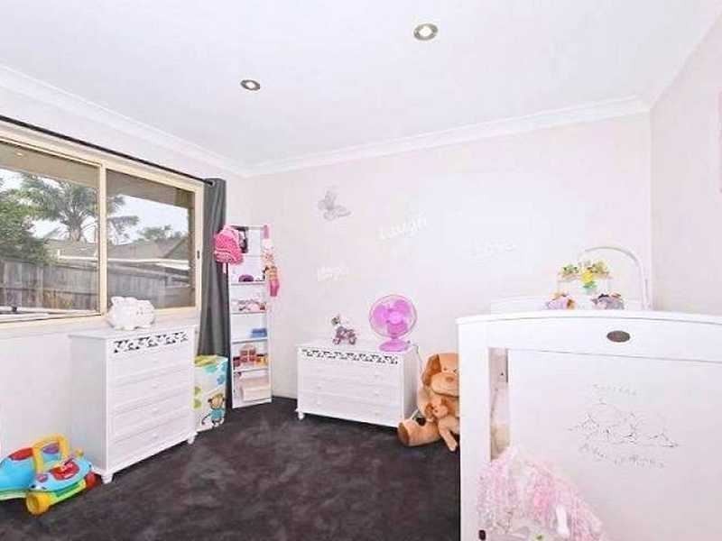 3 Retreat Place, Robina QLD 4226
