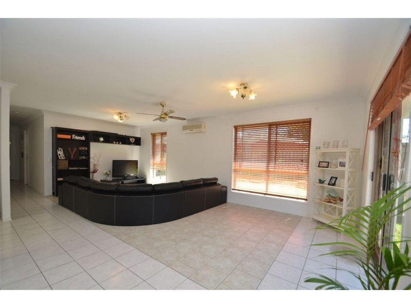 13 Lolita Court, Varsity Lakes QLD 4227