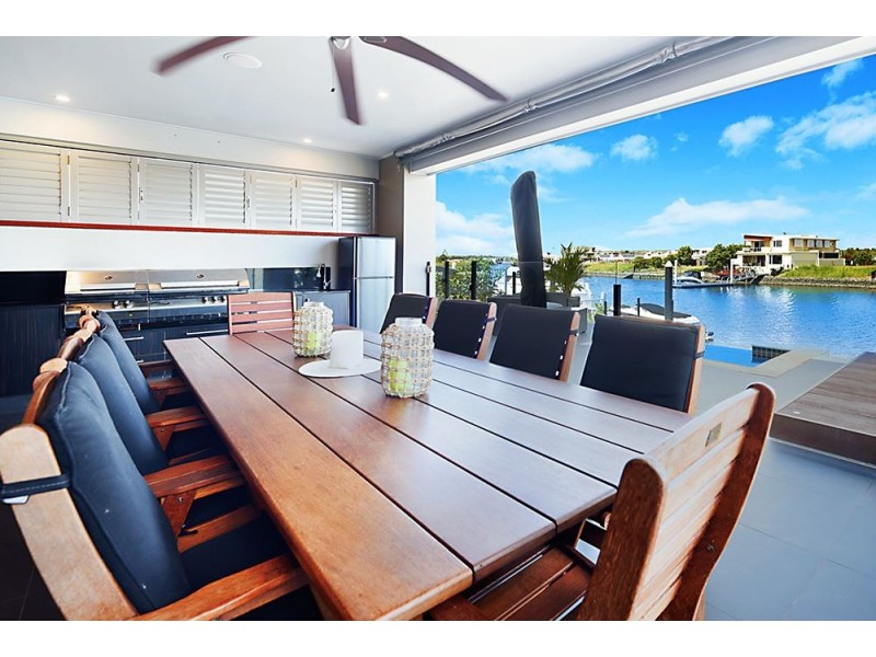 48 Palladium Boulevard, Hope Island QLD 4212