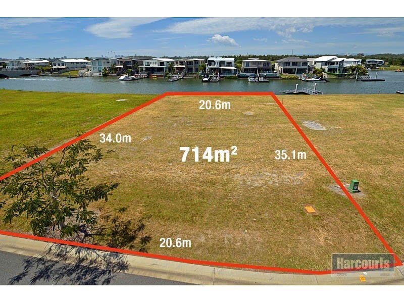 14 Middle Quay Drive, Biggera Waters QLD 4216