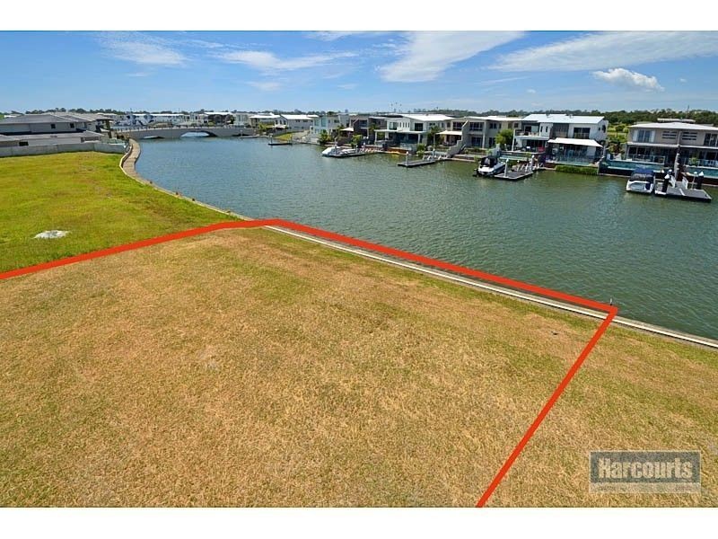 14 Middle Quay Drive, Biggera Waters QLD 4216