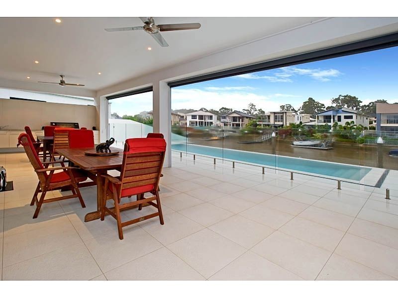 13 North Quay Drive, Biggera Waters QLD 4216