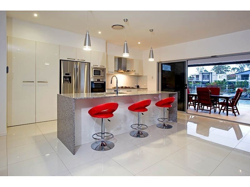 13 North Quay Drive, Biggera Waters QLD 4216