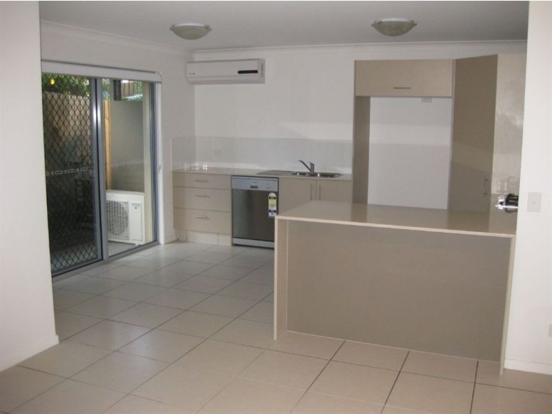 13/446 Pine Ridge Rd, Coombabah QLD 4216