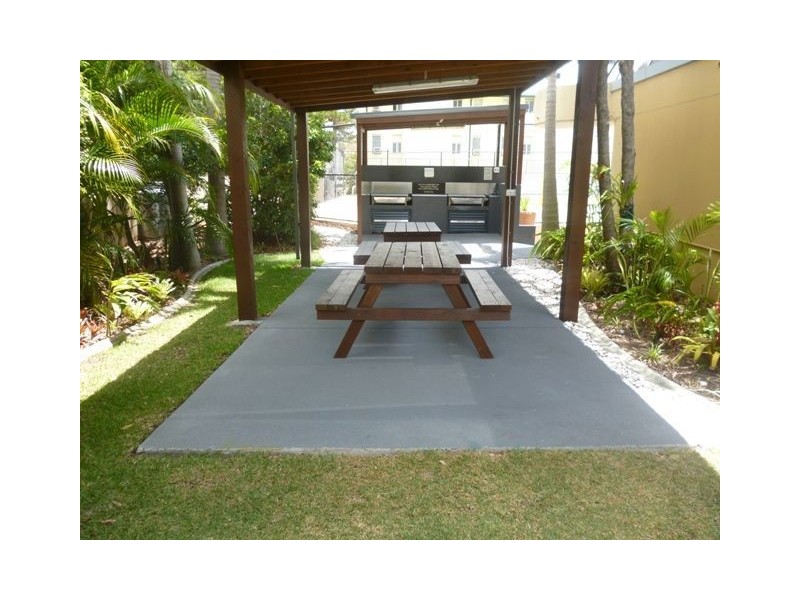 13c/18 Aubrey Street, Surfers Paradise QLD 4217