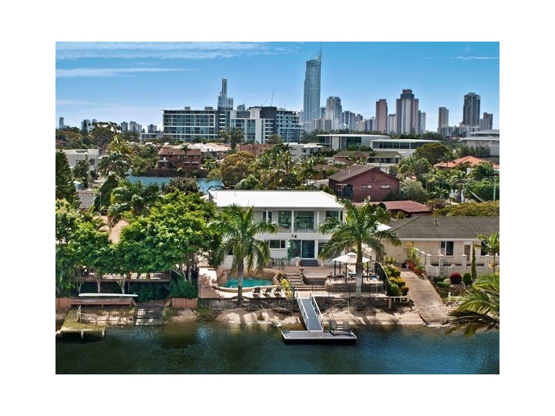 8 Merrimac Boulevard, Broadbeach Waters QLD 4218
