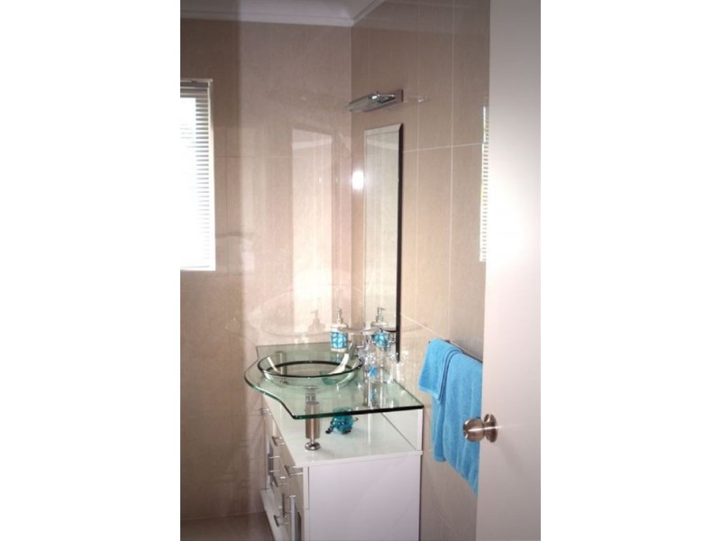 1 La Spezia Court, Surfers Paradise QLD 4217